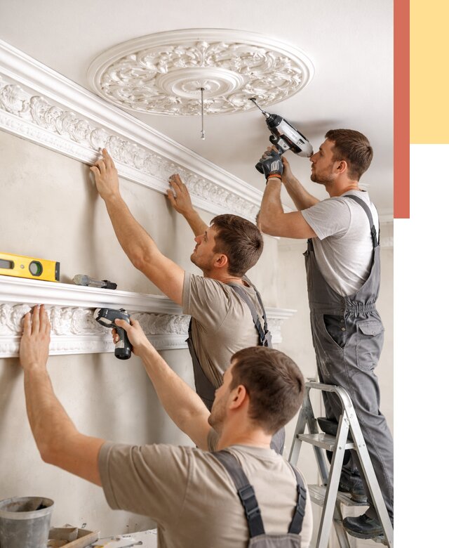 Монтаж лепнины на потолок в Лесозаводске от 3308 руб. быстро и недорого | ОТДЕЛОЧНИК-Лсз